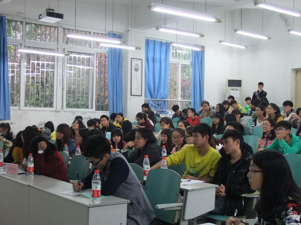 志愿者招募大会现场